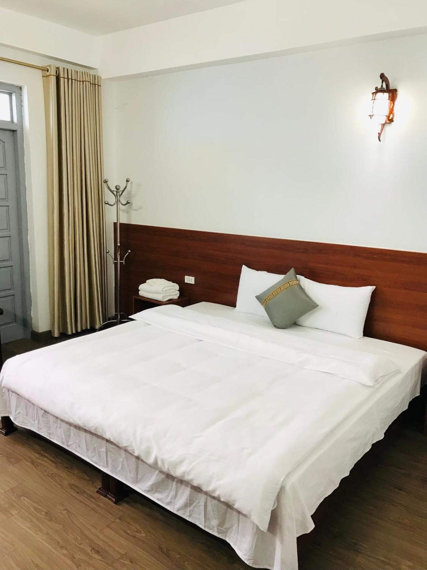 Anh Anh Hotel Bac Ha  Exterior foto